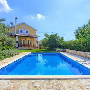 Villa Stella, Malinska
