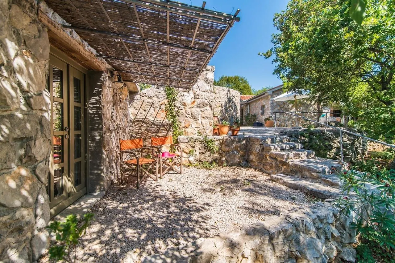 Villa Menta 2 2445 Malinska 0*,  Croatia