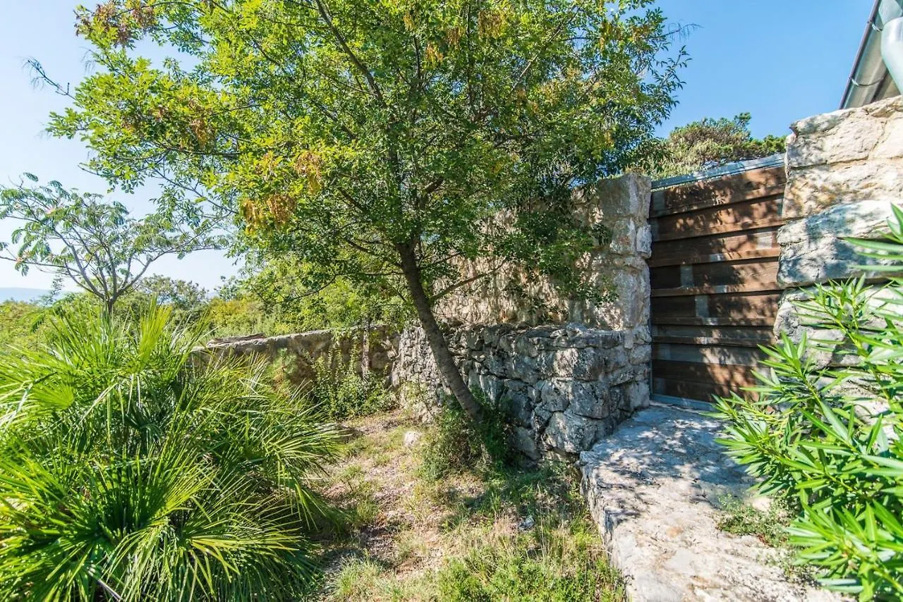 Villa Menta 2 2445 Malinska