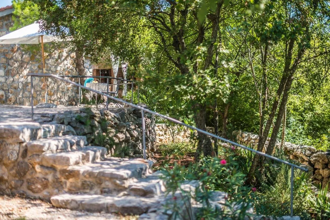 Villa Menta 2 2445 Malinska